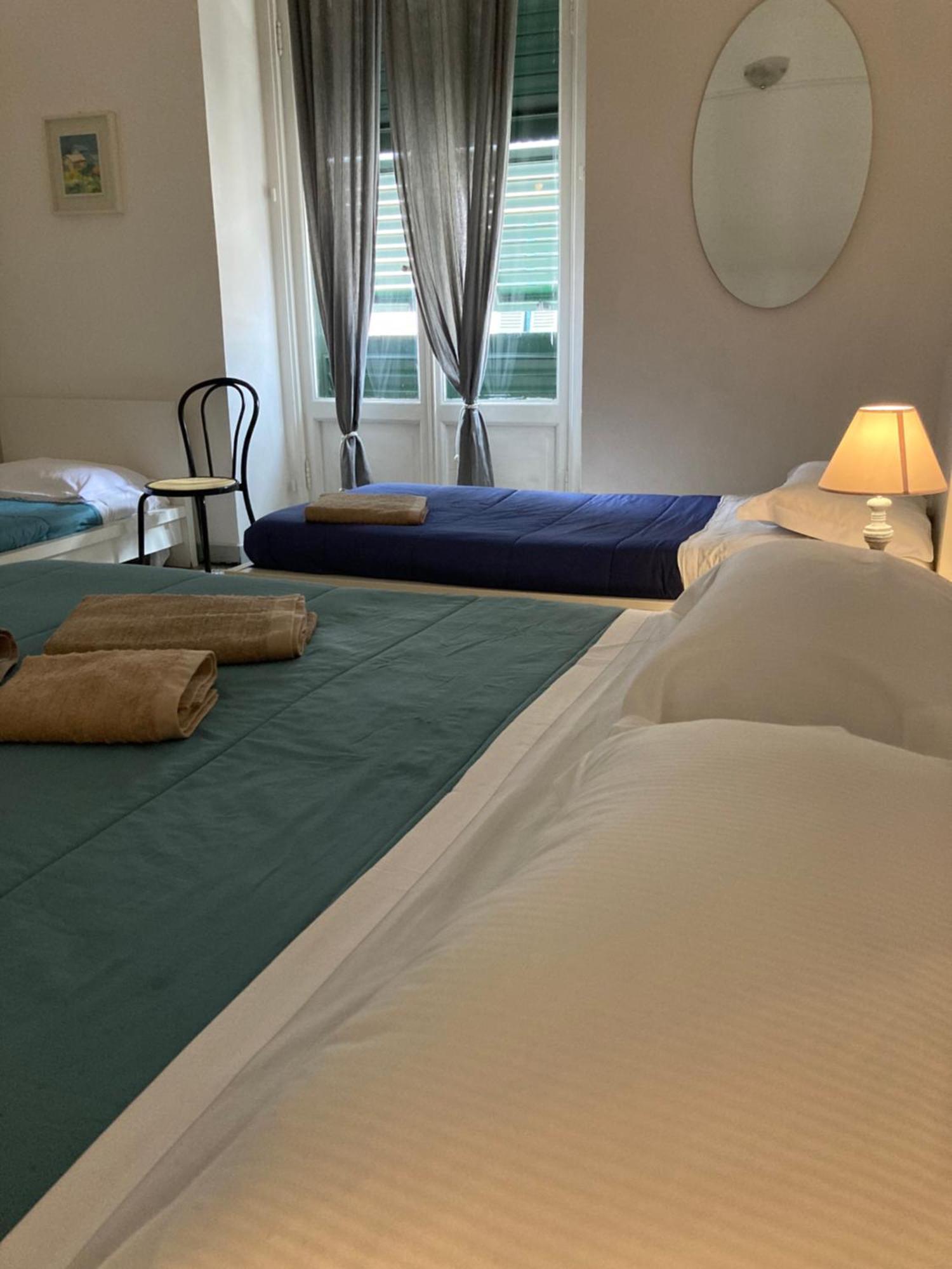 Guest House Roma Genua Zewnętrze zdjęcie