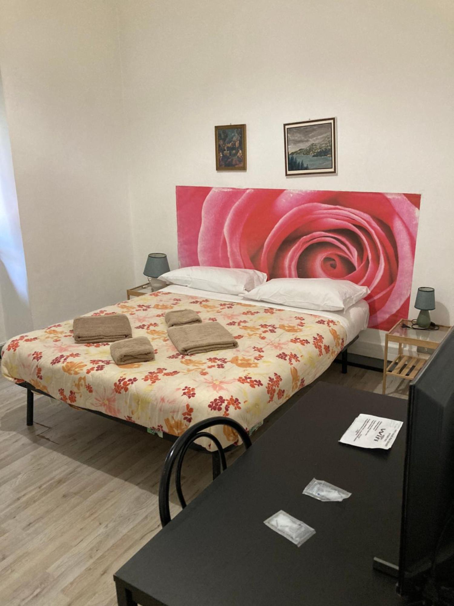 Guest House Roma Genua Zewnętrze zdjęcie
